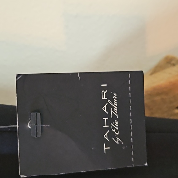 TAHARI Kristina Woman's Dress NWT - Picture 4 of 8